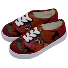 Black Wolf On Decorative Steampunk Moon Kids  Classic Low Top Sneakers by FantasyWorld7