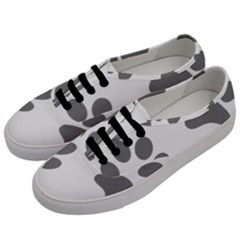 Pets Footprints Men s Classic Low Top Sneakers by Hansue