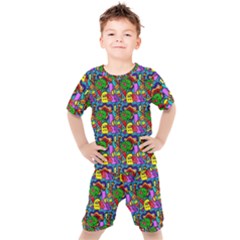 Graffiti 3 1 Kids  Tee And Shorts Set by ArtworkByPatrick