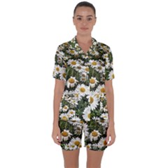 Columbus Commons Shasta Daisies Satin Short Sleeve Pyjamas Set by Riverwoman