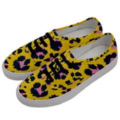 Leopard Print Seamless Pattern Men s Classic Low Top Sneakers by Wegoenart