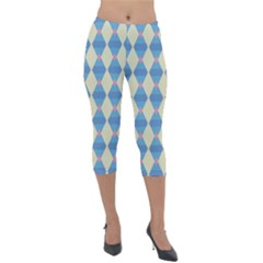 Pattern Texture Chevron Lightweight Velour Capri Leggings  by Dutashop