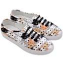 Cute-cat-kitten-cartoon-doodle-seamless-pattern Women s Classic Low Top Sneakers View3