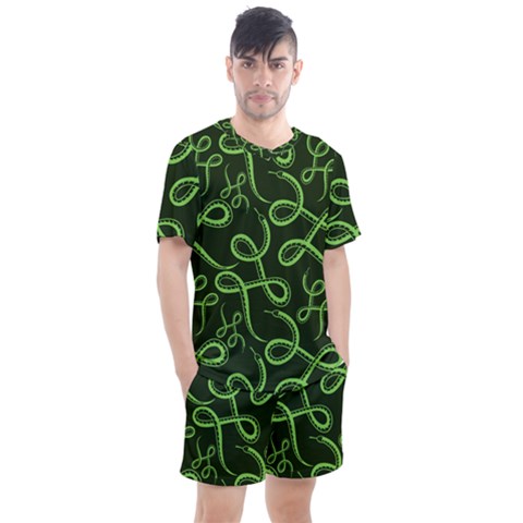 Snakes Seamless Pattern Men s Mesh Tee And Shorts Set by Wegoenart