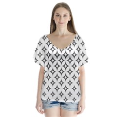 Star-curved-pattern-monochrome V-neck Flutter Sleeve Top by Semog4
