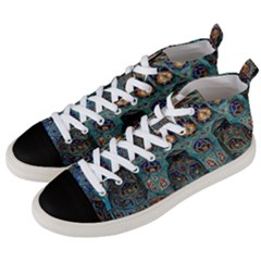 Saint Petersburg  Architecture Men s Mid-top Canvas Sneakers by Bangk1t