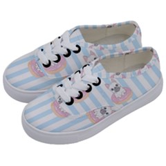 French-bulldog-dog-seamless-pattern Kids  Classic Low Top Sneakers by Simbadda