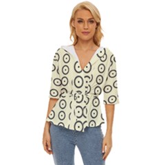 Sharp Circles Lightweight Drawstring Hooded Top by ConteMonfrey