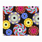 Colorful Retro Circular Pattern Small Glasses Cloth Front